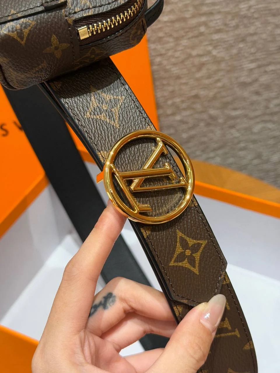 Жіночий ремінь - Louis Vuitton